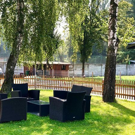 Skolici Stredisko Abena S Ubytovanim Apartment Острава Екстериор снимка
